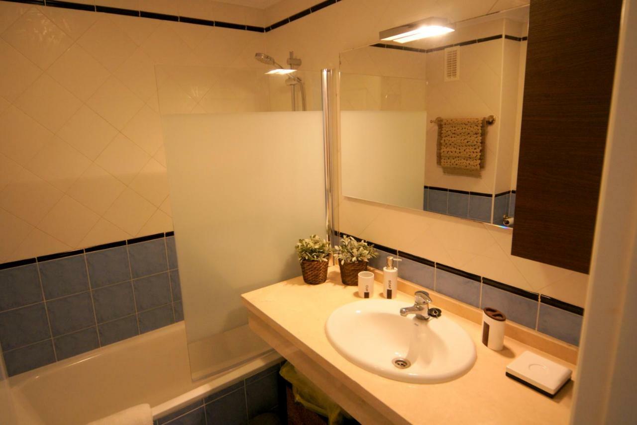 Attractive Apartment เอสเตโปนา ภายนอก รูปภาพ